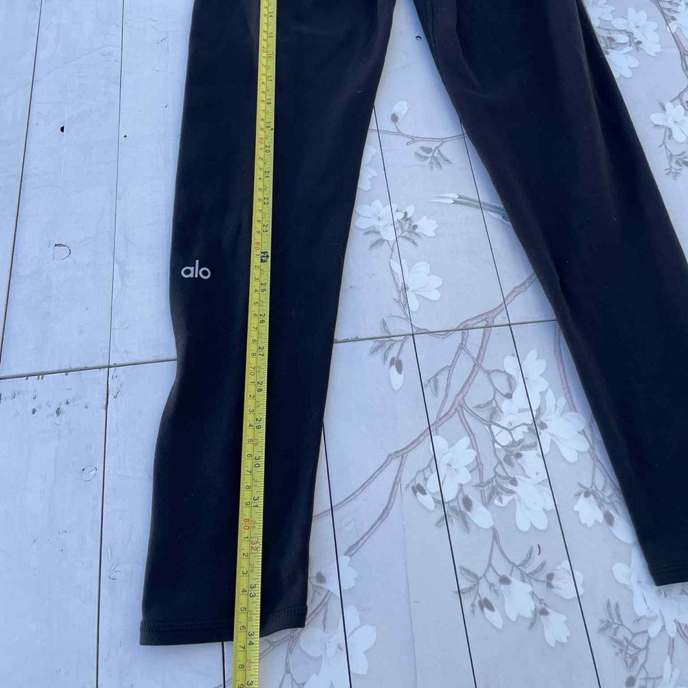 ALO Yoga Black High-Waist Full-Length Leggings - Picture 2 of 4